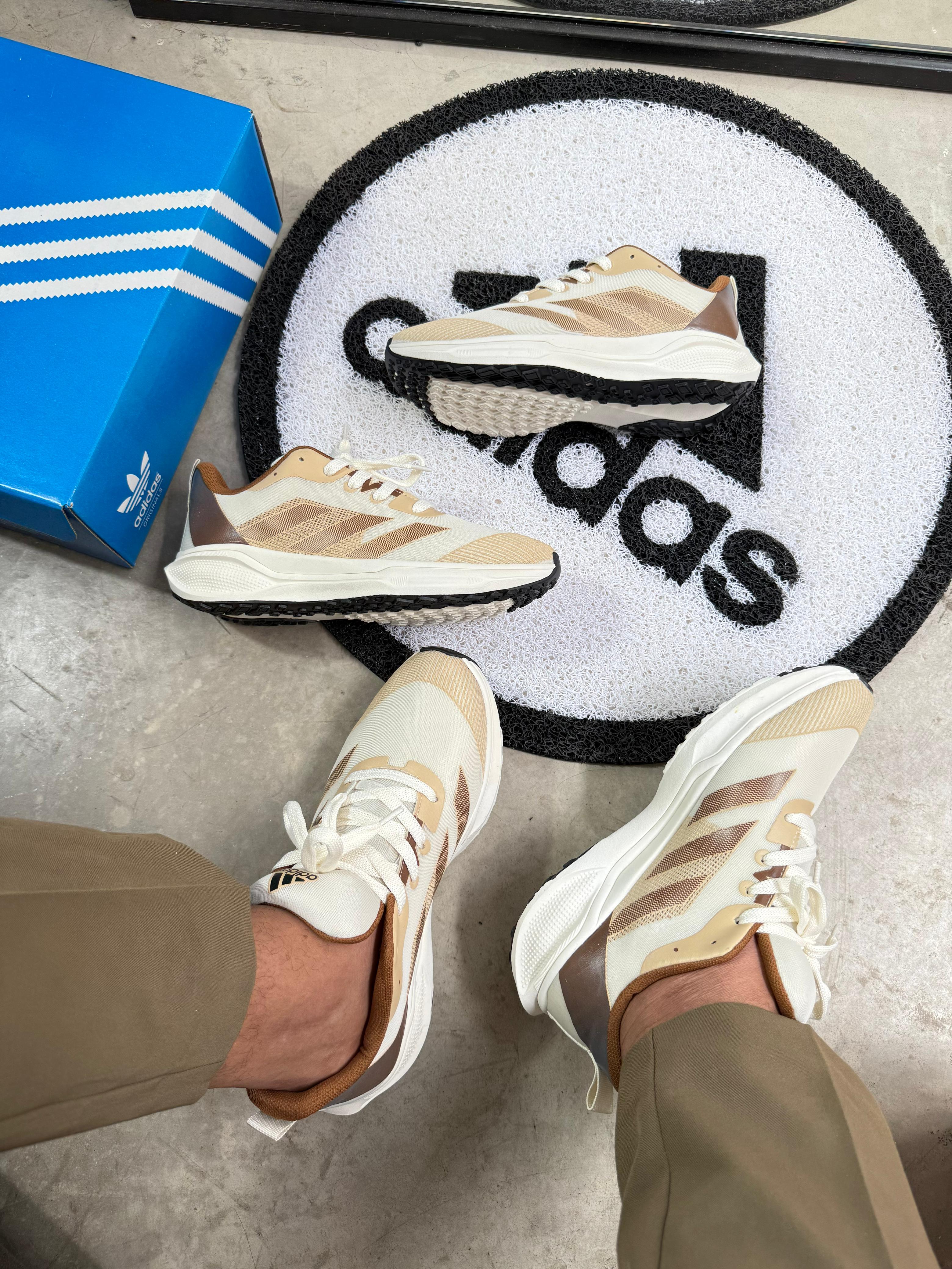 Adizero Boston 12 — frontal